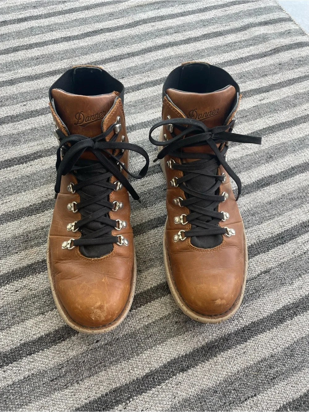 Danner Vertigo 917 boot 12D light brown